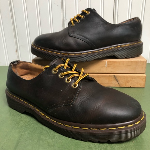 dr martens 1561
